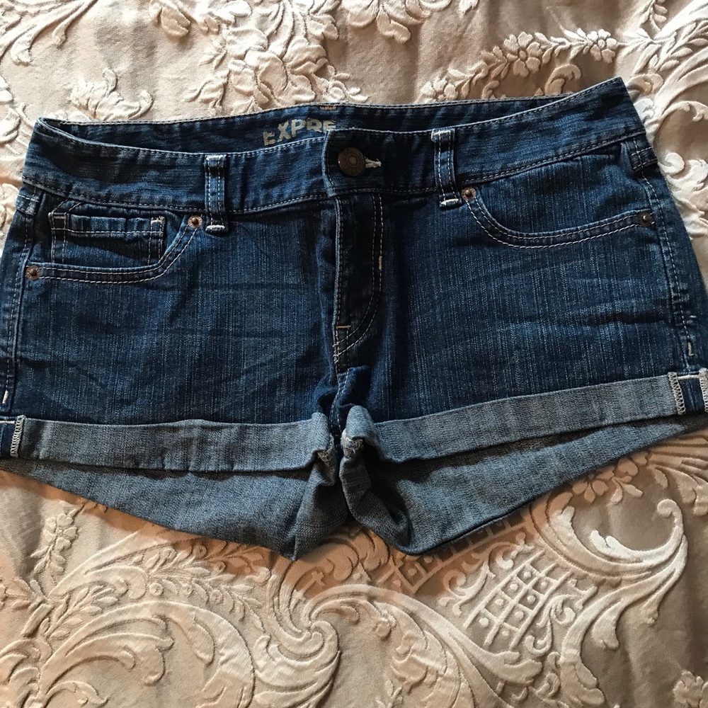 Express shorts
